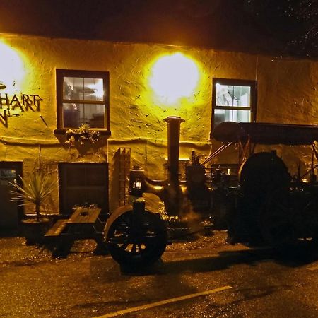 White Hart Inn Bouth Eksteriør billede