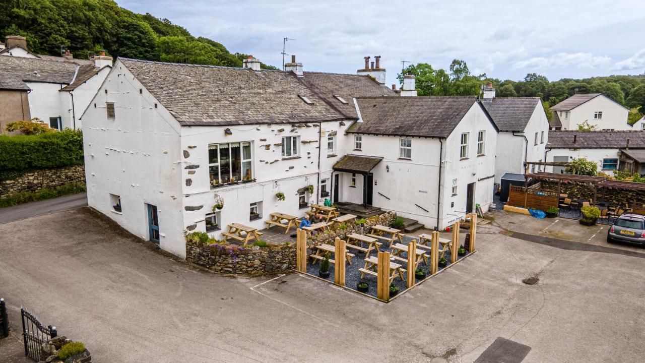 White Hart Inn Bouth Eksteriør billede